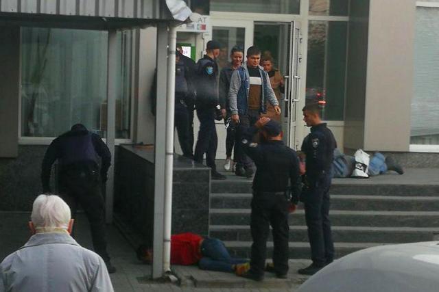 ������ �� ������ ��������� ����� ������, ������� ��������� � �������� � �������� ����� ������� ��������