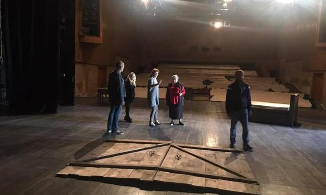 Актеры каменского театра отправились на гастроли в Грузию