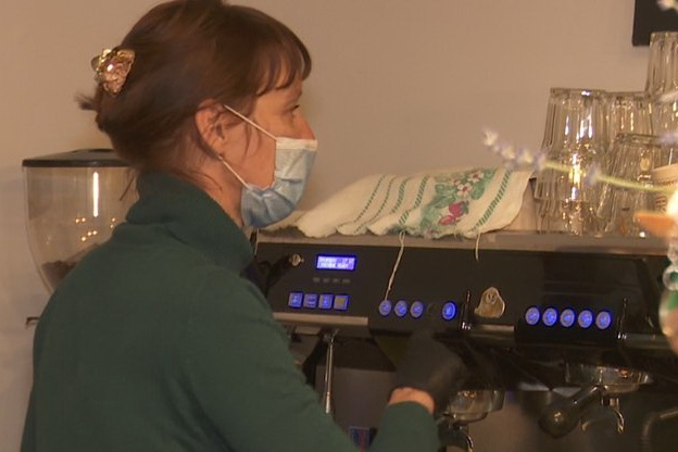 Уменьшение посетителей и прибыли. Последствия «красной» зоны для кафе и кофеен Днепра