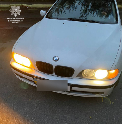 В Днепре патрульные обнаружили у водителя поддельные документы