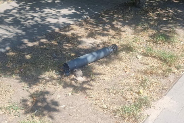 Вандалы разгромили в Днепре новый сквер