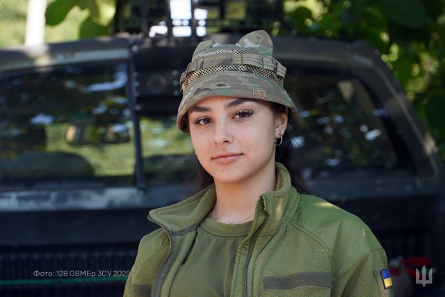 Як 19-річна оператор бригади «Дике поле» збиває ворожі безпілотники