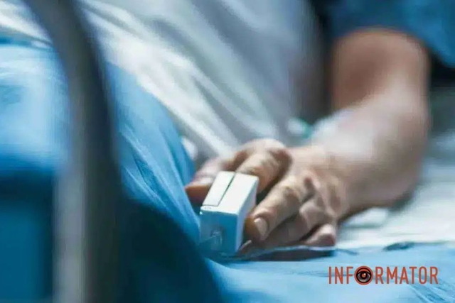 Выстрелил себе в голову: в Днепре спасают 16-летнего подростка из Кривого Рога