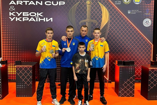 Спортсмены с Днепропетровщины завоевали «золото» на Международном турнире по таиландскому боксу