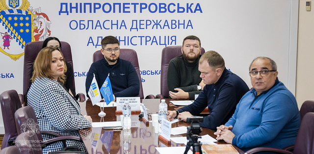 «Діалог влади та бізнесу»: на засіданні говорили про трудові відносини та програму авторизованого економічного оператора