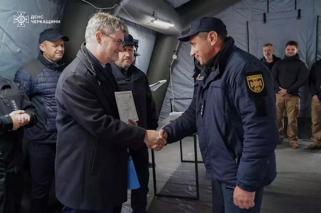 Французькі інструктори провели тренінг з підводного розмінування для українських рятувальників