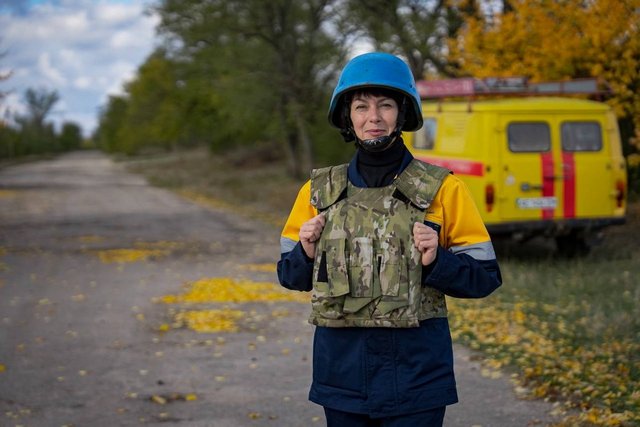 Газівниця Оксана. Суспільне Дніпро/Юрій Тинний «Моя команда — мій подих, мій захист». Як газівниця Оксана працює під атаками у прифронтових громадах Дніпропетровщини