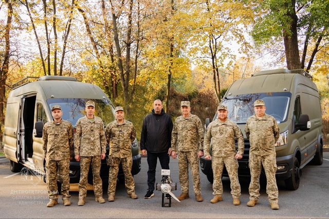 Зенитчикам Днепропетровщины передали два пункта управления боевого расчета БпЛА