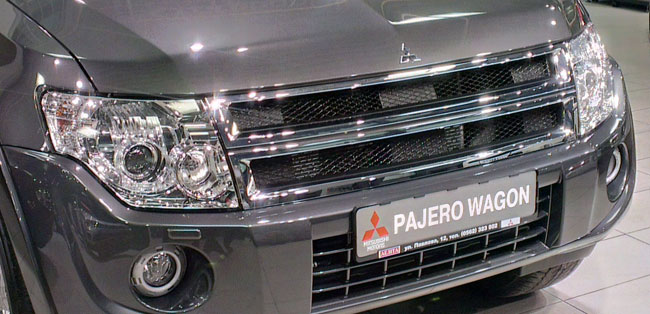 ������������� � ����������� Mitsubishi Pajero Wagon � ���������� Mitsubishi �������!