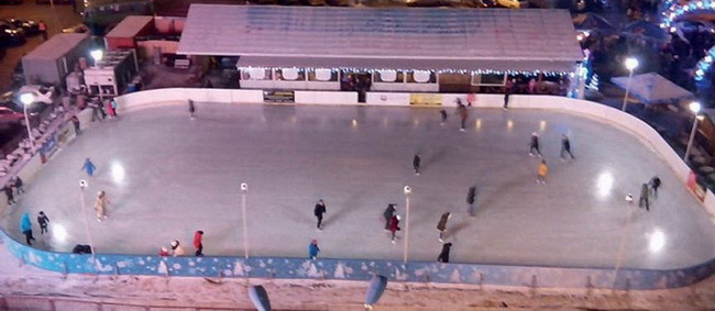 В центре Каменского появится ледовый каток