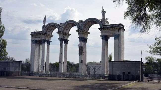 Фото: sobitie.com.ua У Кам'янському реконструюють стадіон «Перемога»