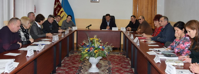 Каменские предприниматели обсудили проблему незаконно установленных временных сооружений
