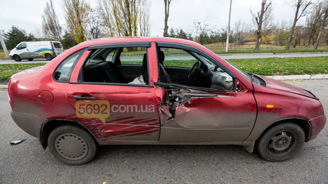 На левобережье Каменского столкнулись