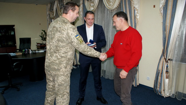 Награды ко Дню волонтера вручили в Каменском