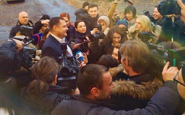 ����� ������ ��������������� �� �����, � ������� 3 ���� �� ����� ����