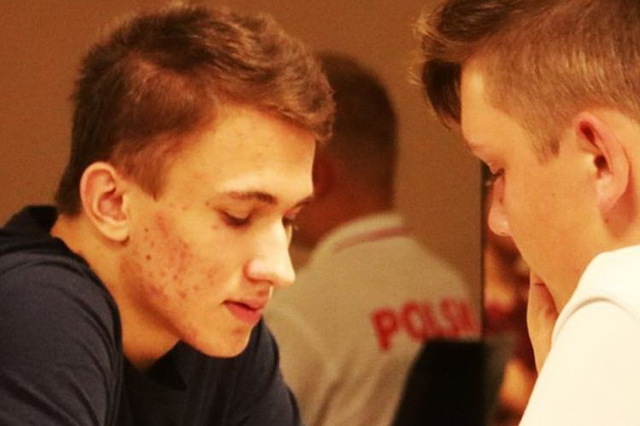 Шашист из Каменского стал серебряным призером молодежного чемпионата мира