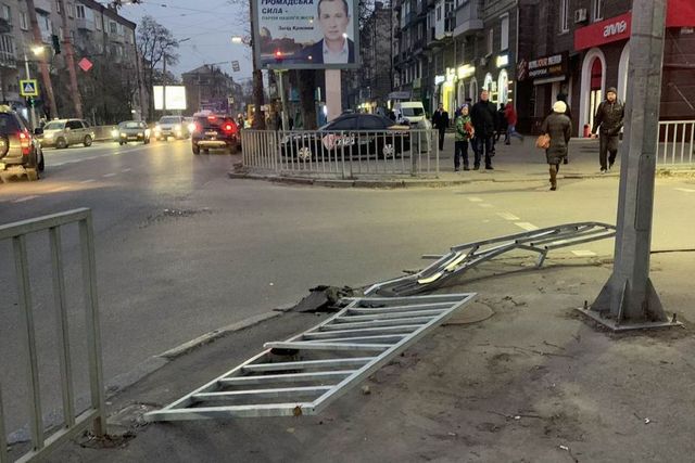 � ������ �������� ���� ���� ����� � ������� � ����� ���