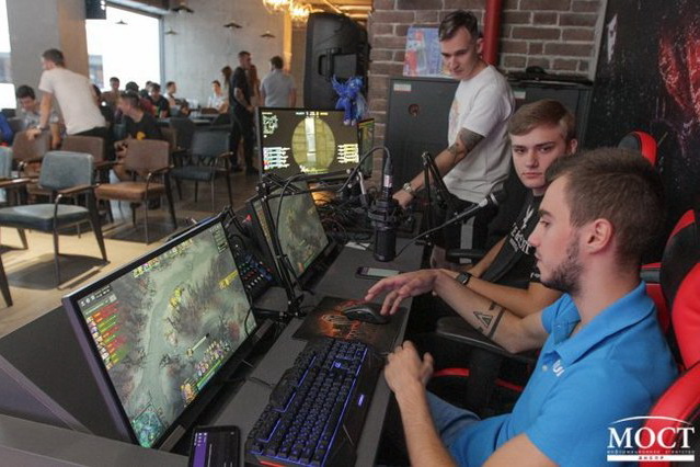 В Днепре состоится гранд-финал Чемпионата Украины по киберспорту: призовой фонд - миллион гривен