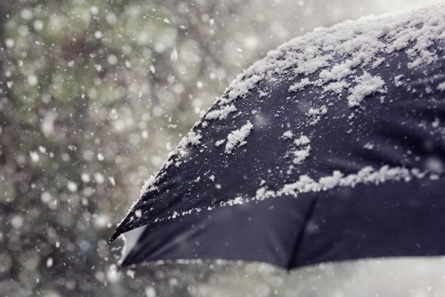 Синоптики рассказали, когда на Днепропетровщине выпадет первый снег