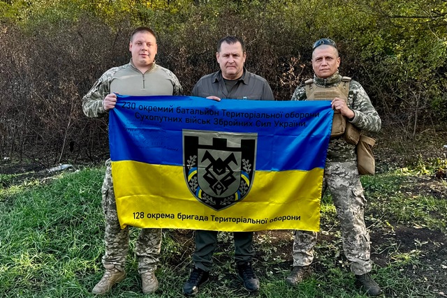Գ ,         