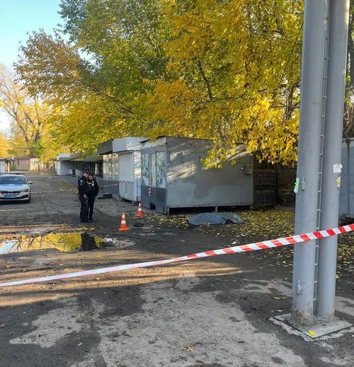 В Днепре на улице Яхненковской произошел взрыв: есть погибший и раненый