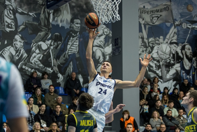 Дніпро – Київ-Баскет. Фото: fbu.ua Суперлига: БК «Днепр» в напряженной борьбе дожал «Киев-Баскет»