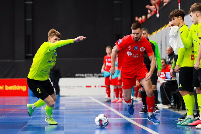 Футзалисты Днепра одержали третью победу подряд