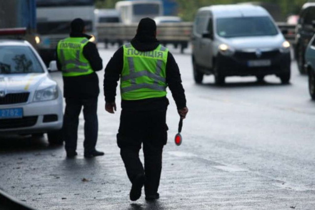 Майже 800 штрафів: мешканець Дніпропетровщини став рекордсменом за кількістю порушень ПДР