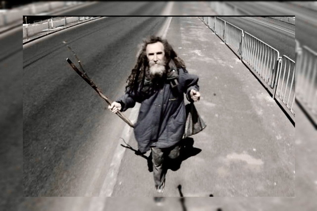 У Дніпрі з’явиться мініскульптура на честь загиблого у ДТП міського «Фореста Гампа»