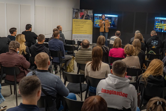 Як виші Дніпра допомагають знайти себе ветеранам повномасштабної війни