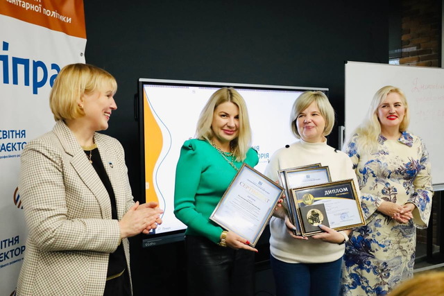 18 дніпровських шкіл презентували інноваційні практики та вибороли перемоги на масштабній конференції