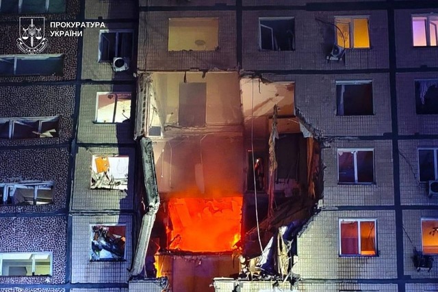 Дніпро: одна людина загинула, десятеро постраждали, серед них — двоє дітей, внаслідок масованої російської атаки