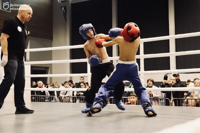 Более 500 спортсменов приняли участие в соревнованиях за Кубок Днепра по кикбоксингу WAKO