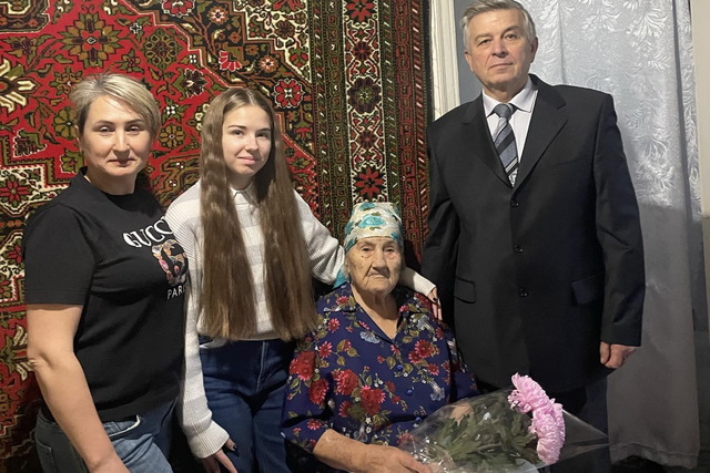 Двоє мешканців Дніпра відзначили 100-річний ювілей