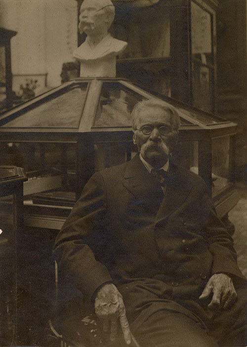 В музее обнаружили редчайший портрет Дмитрия Яворницкого