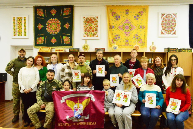 Душі ветеранів війни рятують арт-терапією