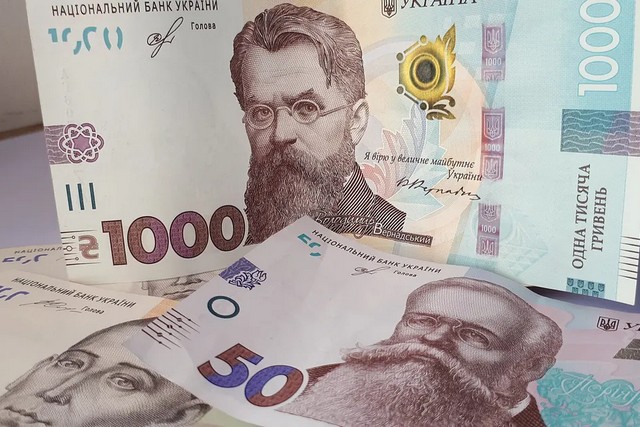 «Зимова підтримка» пенсіонерів: в уряді пояснили, як отримати 1000 гривень без «Дії»