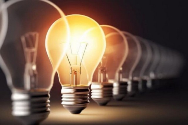 Відключення електроенергії у суботу, 15 листопада: попередня інформаця від Укренерго, ДТЕК