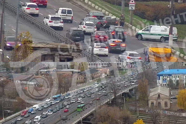 Левый берег Днепра из-за утреннего ДТП на Центральном мосту застыл в пробках