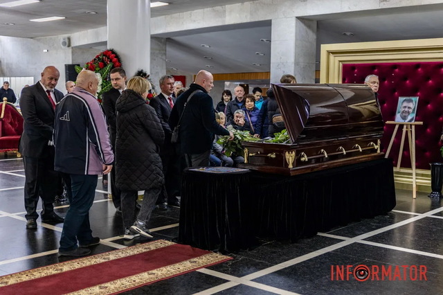 У Дніпрі простились з ексгравцем ФК «Дніпро» та збірної України Андрієм Полуніним