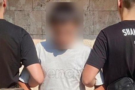 У Дніпрі грабіжник, який зірвав з жінки золото, проведе 7 років за ґратами