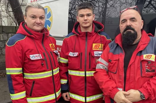 У Дніпрі рятують трьох дітей, які втратили свідомість від чадного газу