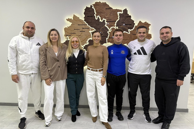 Дніпро робить ставку на жіночий футбол!