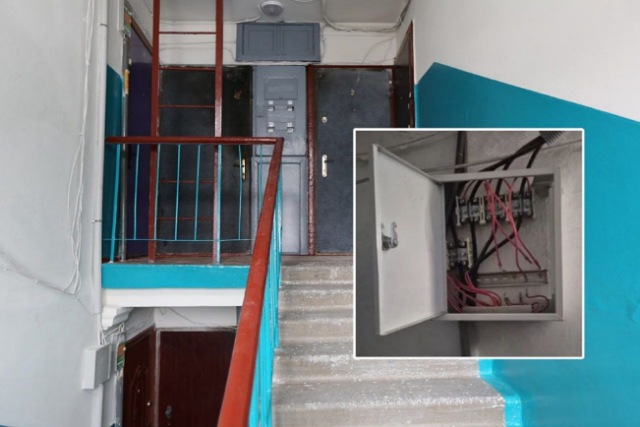 В Днепре во время блекаута украли все автоматы из подъезда: люди остались без света