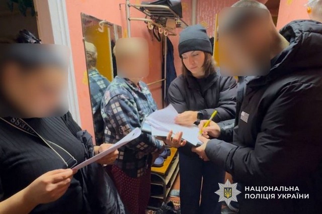 У Кривому Розі жінка видавала себе за поліцейську та ошукувала громадян по телефону