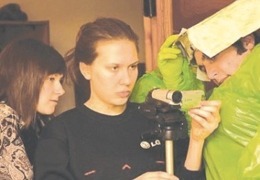 �������!