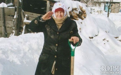 Народна поетеса з Дніпровокам’янки зцілює не лише поетичним словом