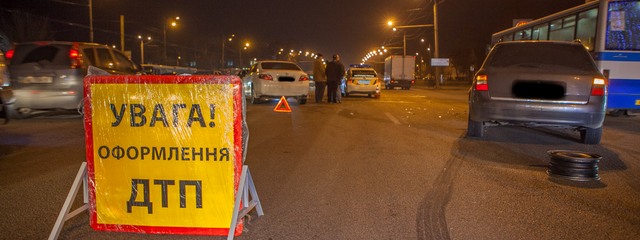 ����� �� ����� ������ Audi ��������� � Toyota: ������������ ������ ������ 2 ���������