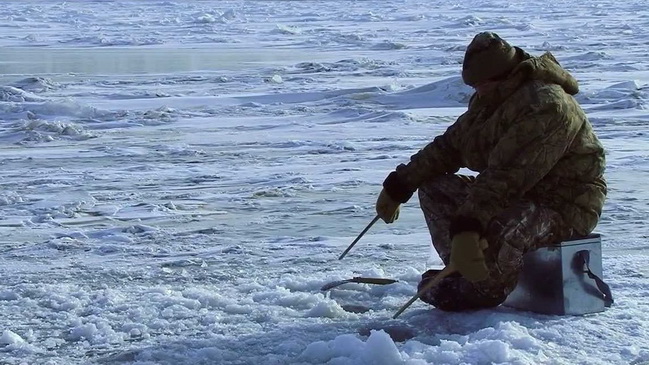 На Дніпропетровщині нагадали правила безпеки зимової риболовлі