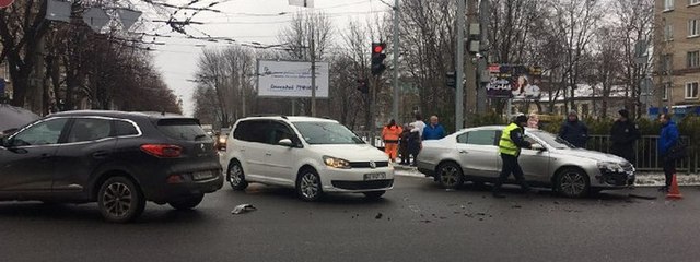 �� ������ ����������� Renault � Volkswagen: � ����� �� ���� ���� ����